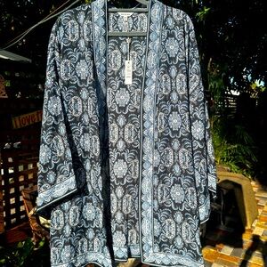 Women's Black and White Patterned Jacket
